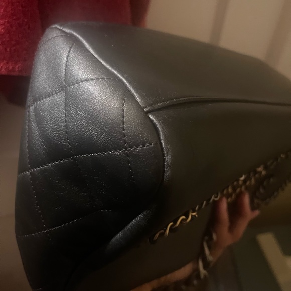 COPY - Calfskin Chain 20s Signature Hobo Black. - Picture 10 of 15